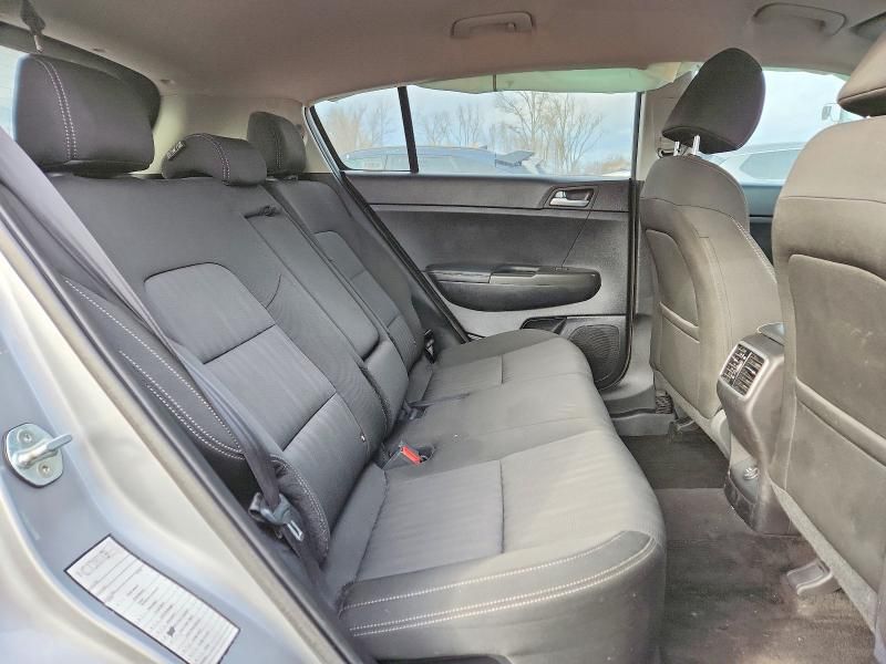 2021 KIA Sportage lx