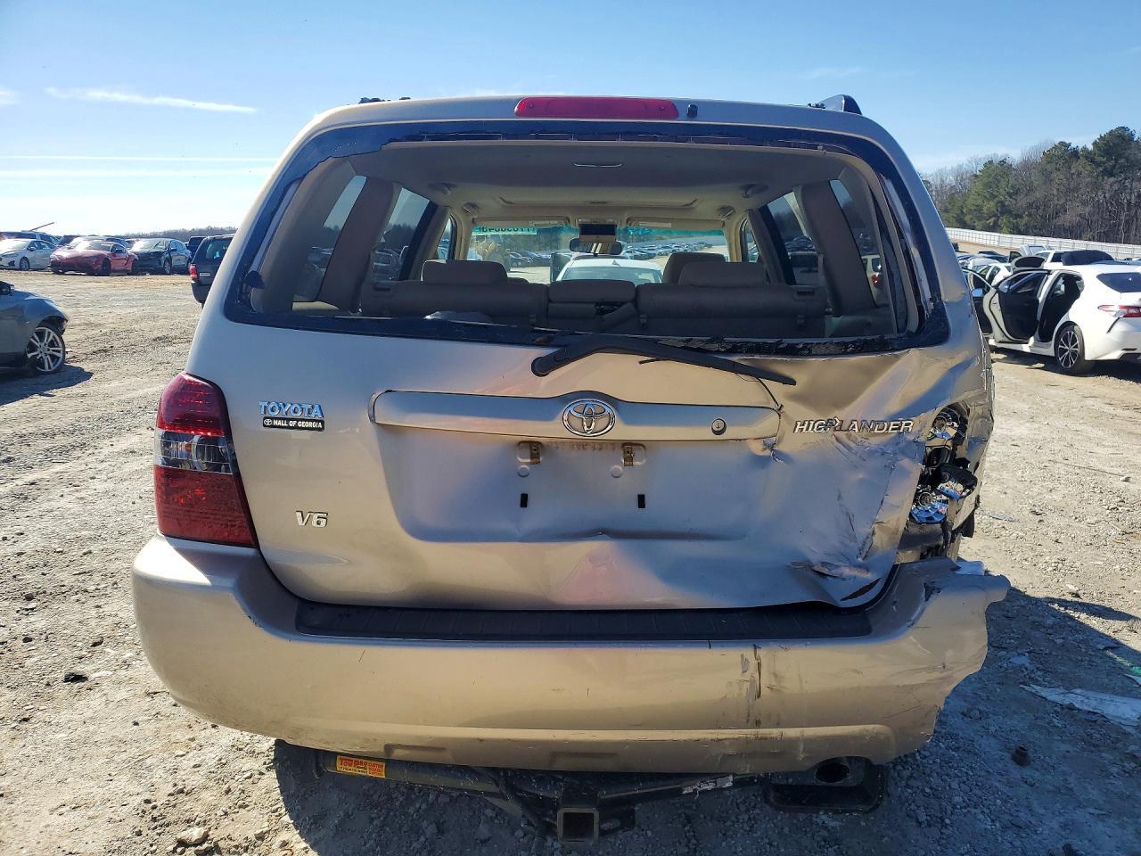 2004 Toyota Highlander Base