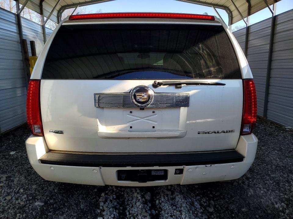 2011 Cadillac Escalade Premium