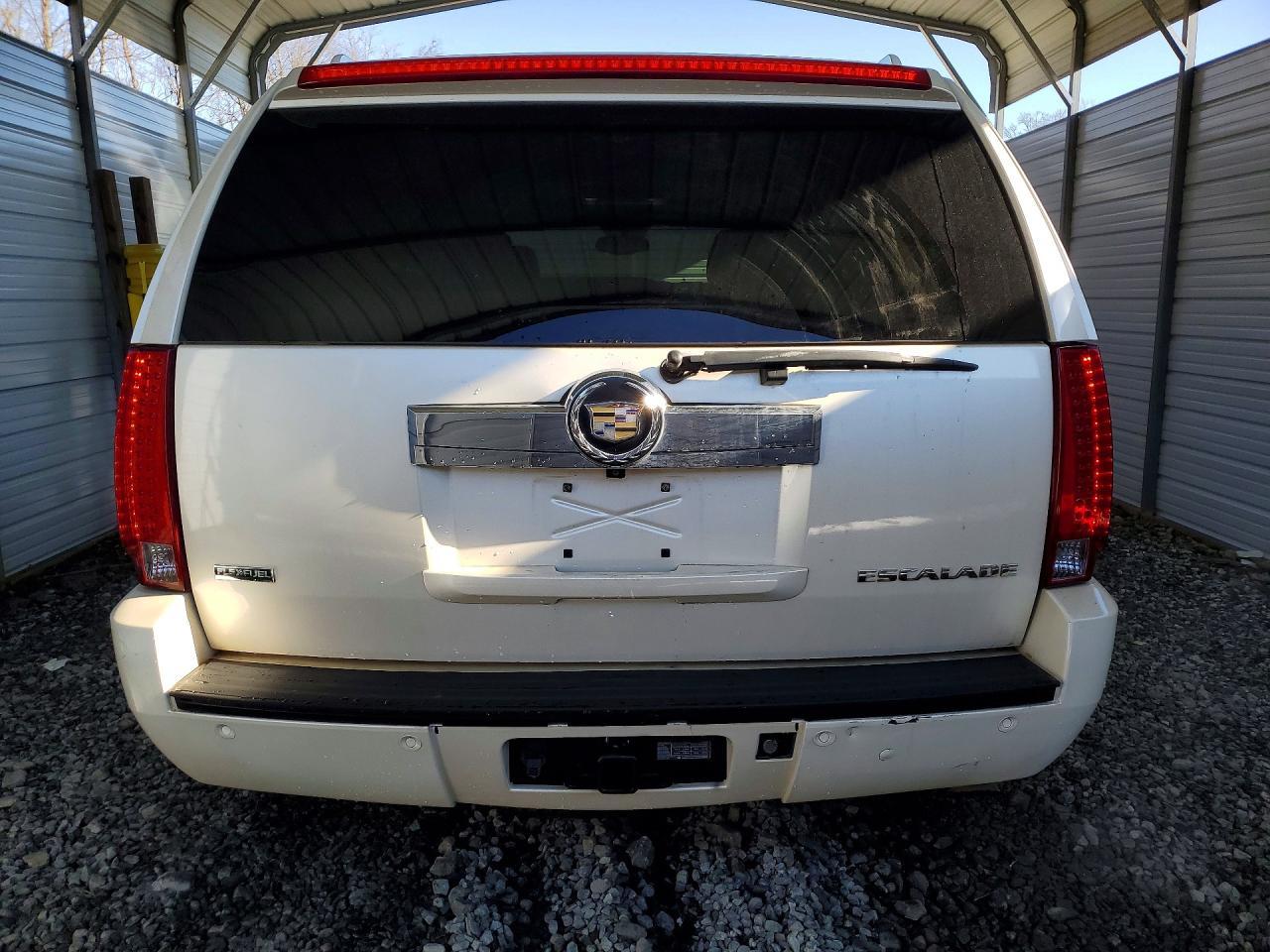2011 Cadillac Escalade Premium