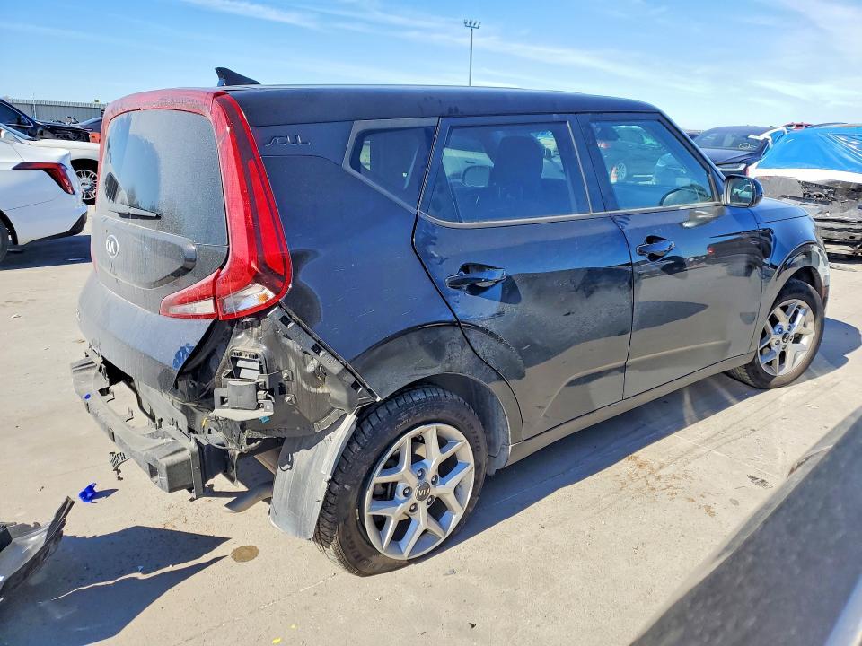 2021 KIA Soul lx