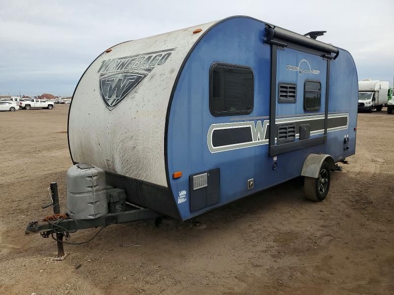 2017 Winnebago Camper