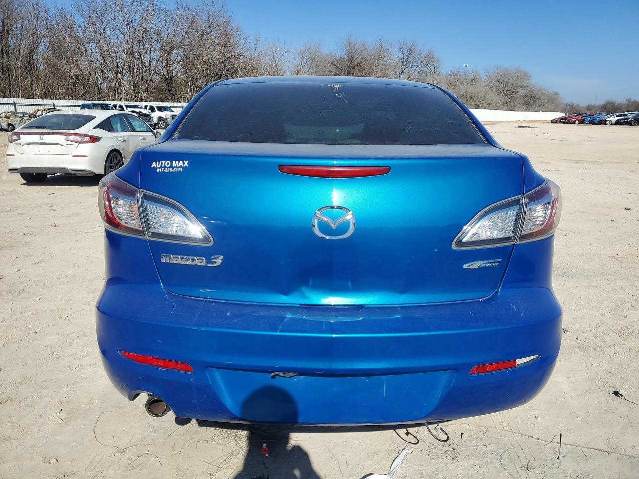 2012 Mazda 3 I