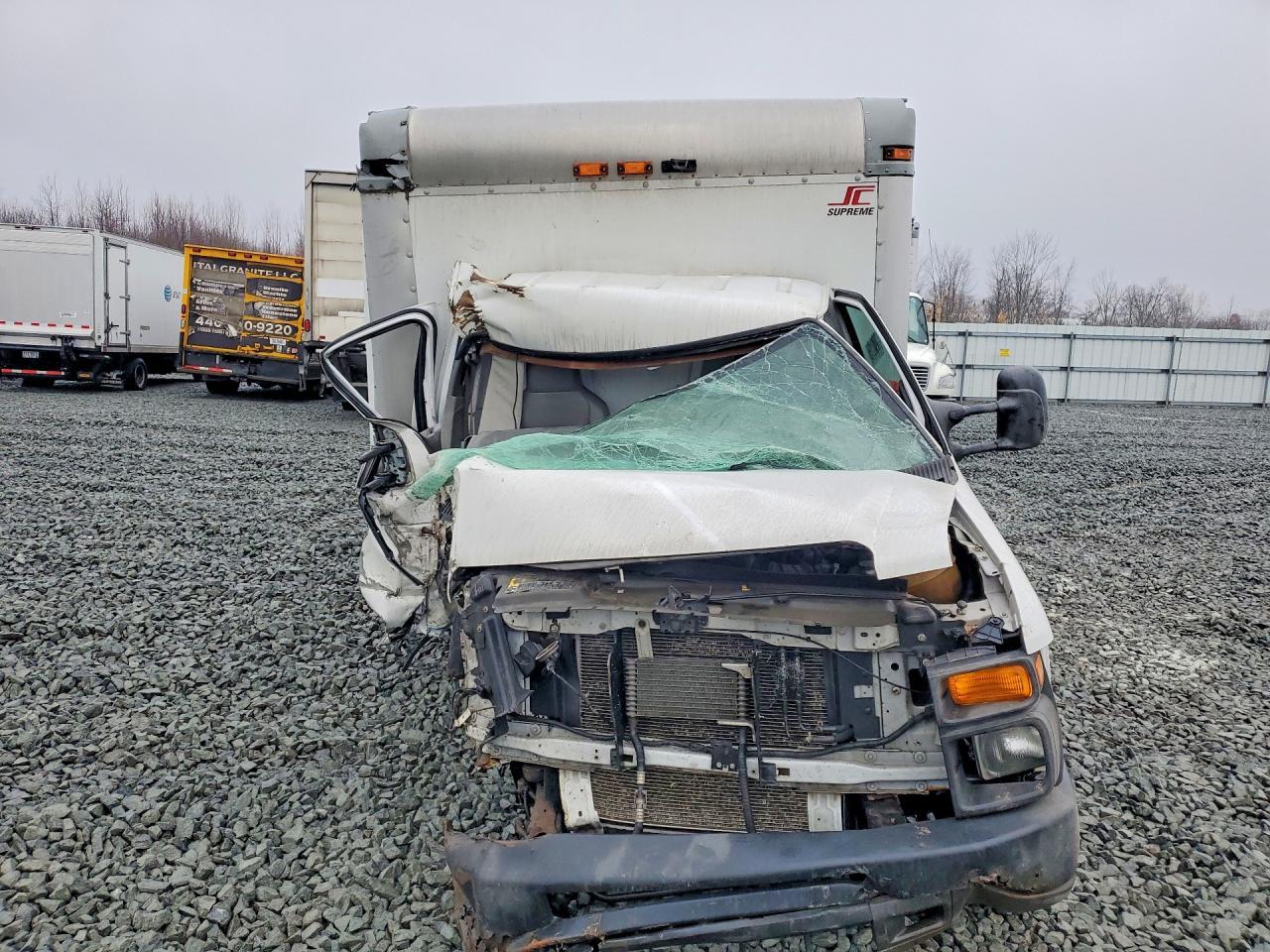 2012 Ford E350 BOX Truck