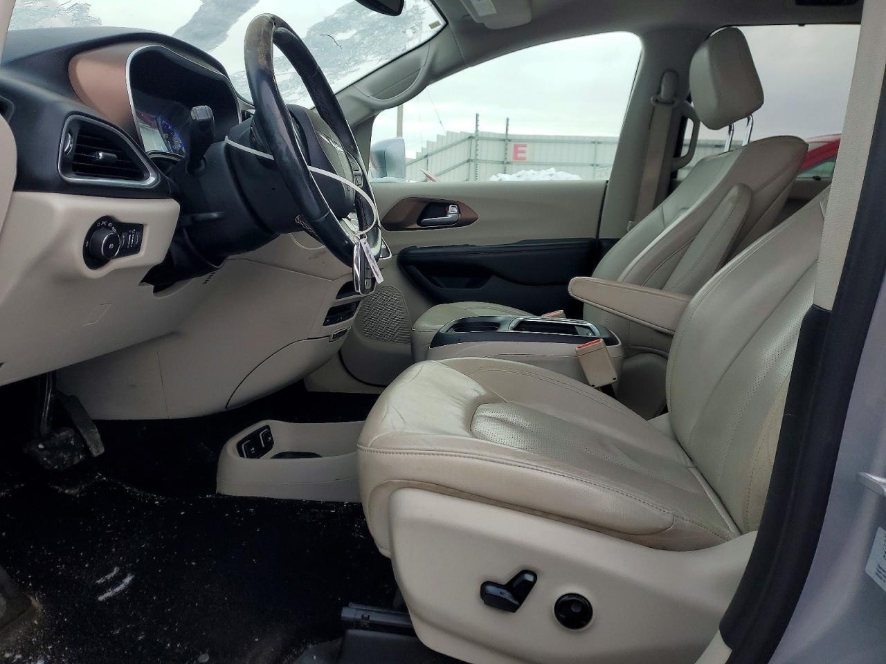 2017 Chrysler Pacifica Touring l Plus