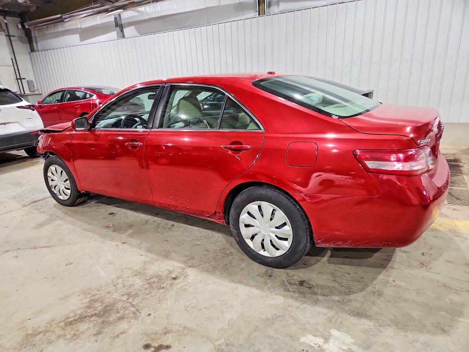 2010 Toyota Camry le