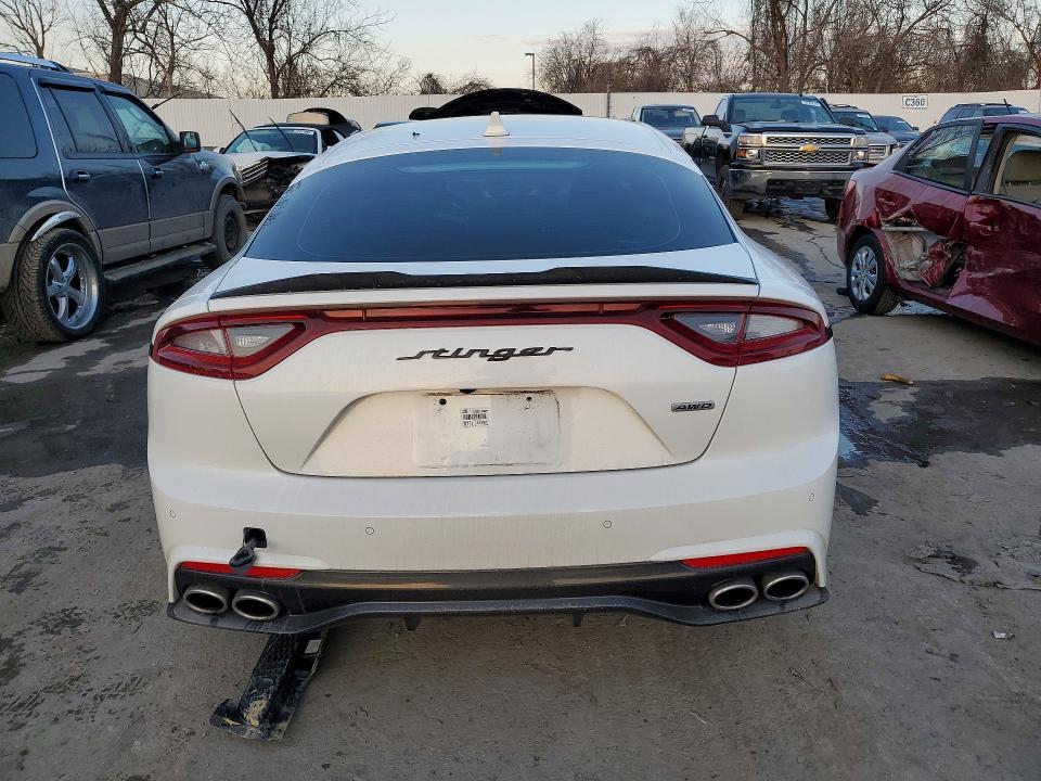 2019 KIA Stinger Premium