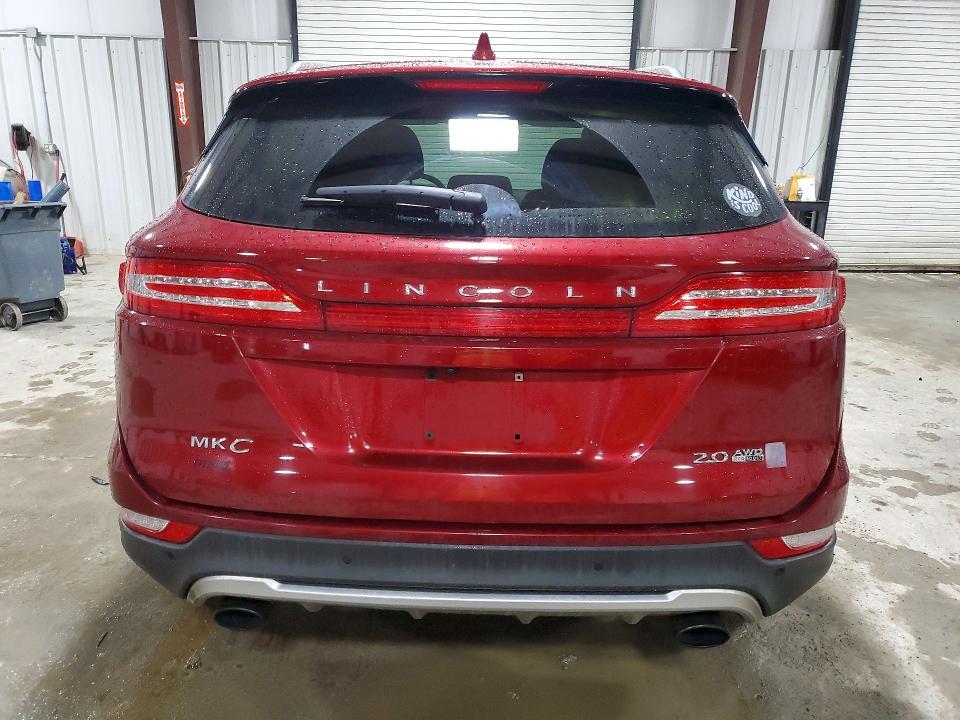 2015 Lincoln Townhouse MKC