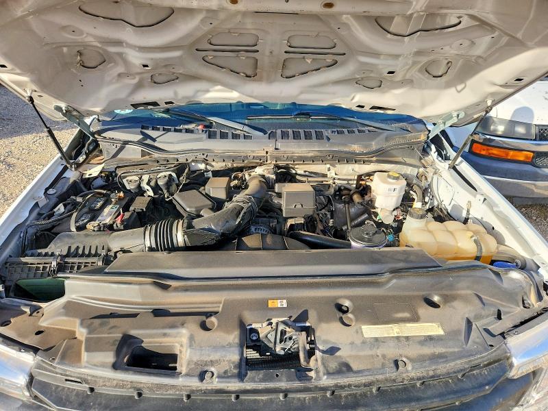 2022 Ford F350 Super Duty Flatbed Truck