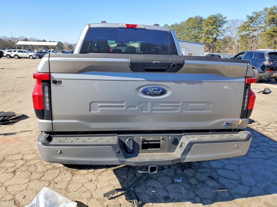 2023 Ford F150 Lightning pro