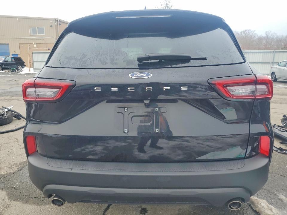 2025 Ford Escape st Line