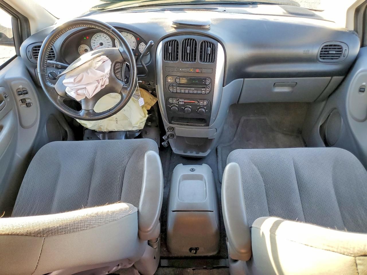 2005 Chrysler Town & Country Touring