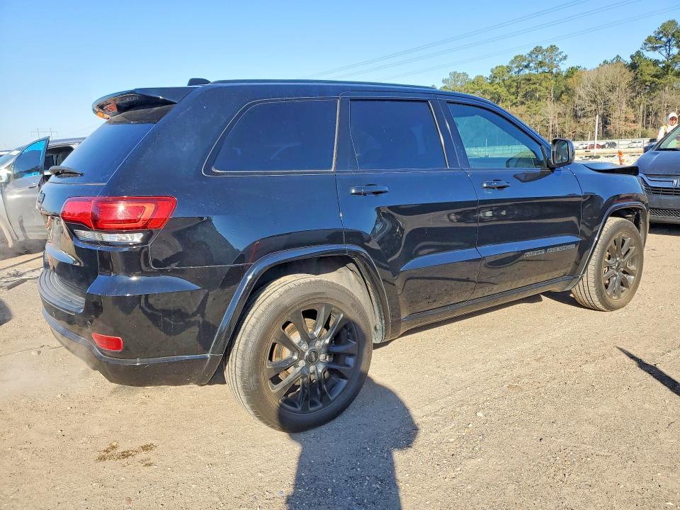 2020 Jeep Grand Cherokee Laredo