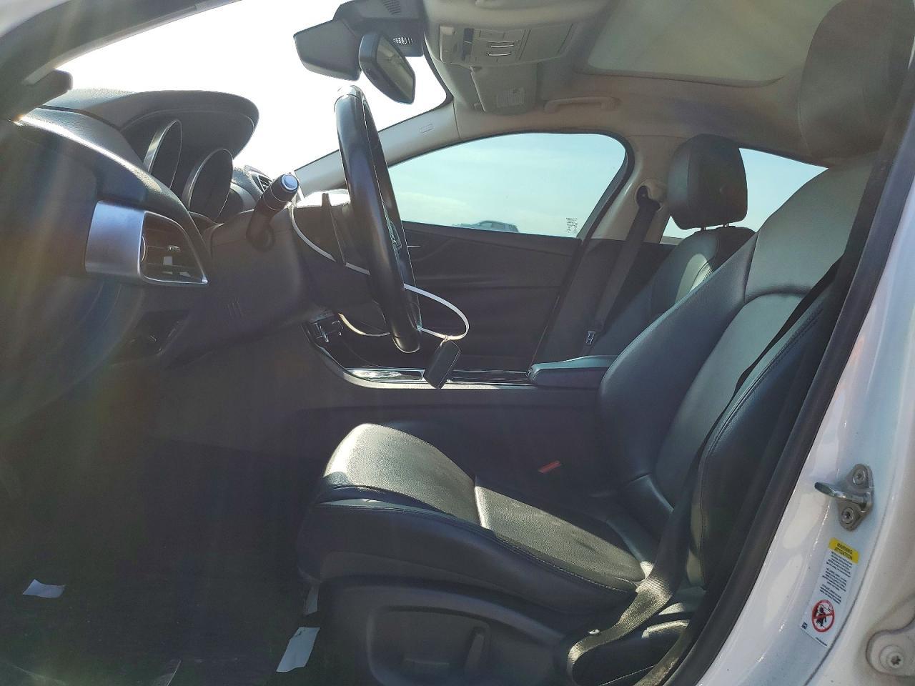 2018 Jaguar Xe Premium