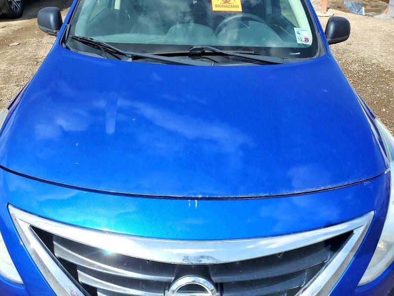 2015 Nissan Versa 1.6 s Plus