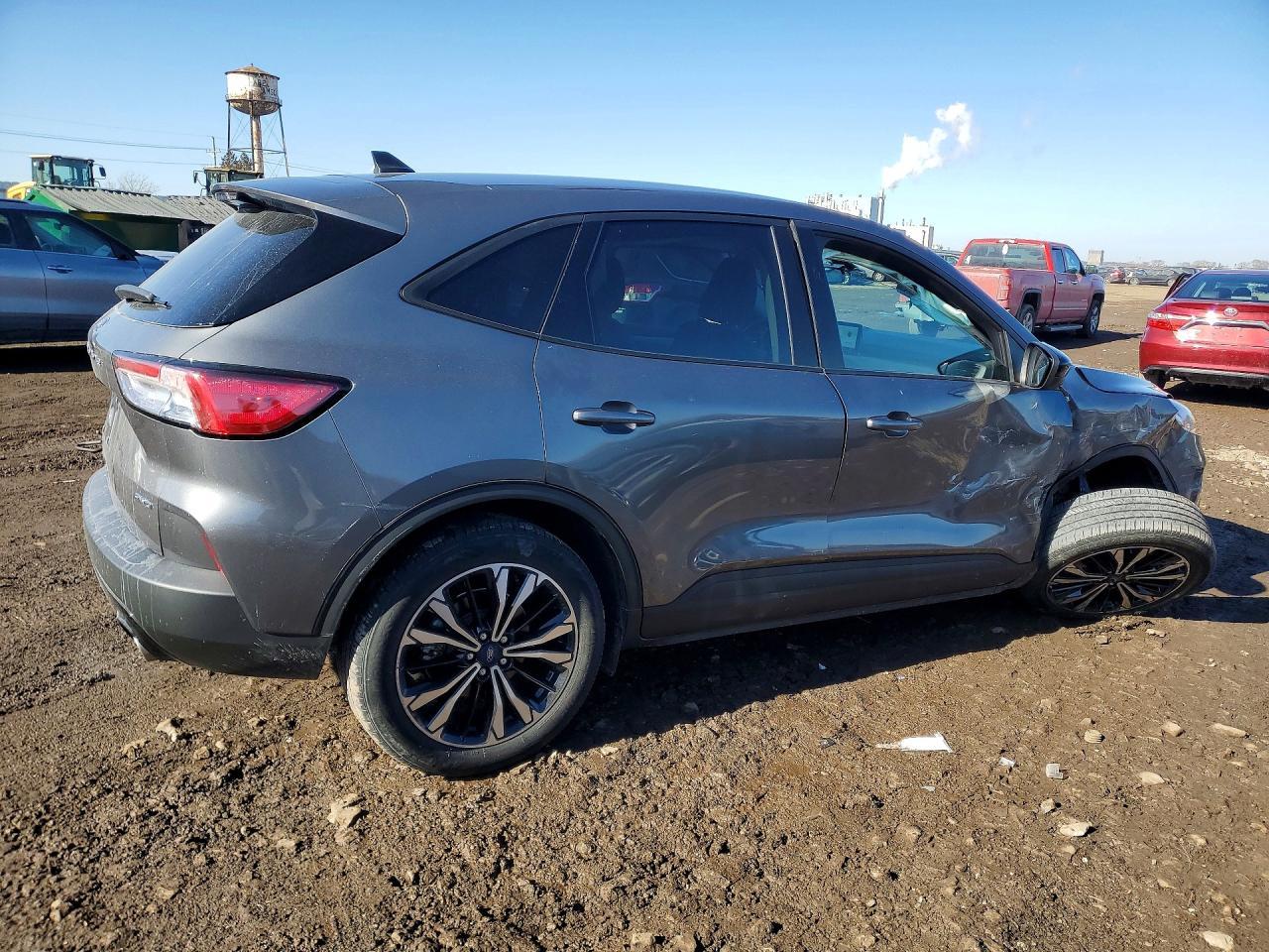 2021 Ford Escape se