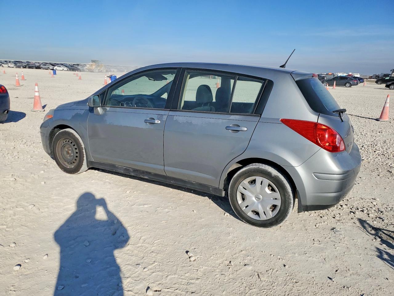 2012 Nissan Versa s