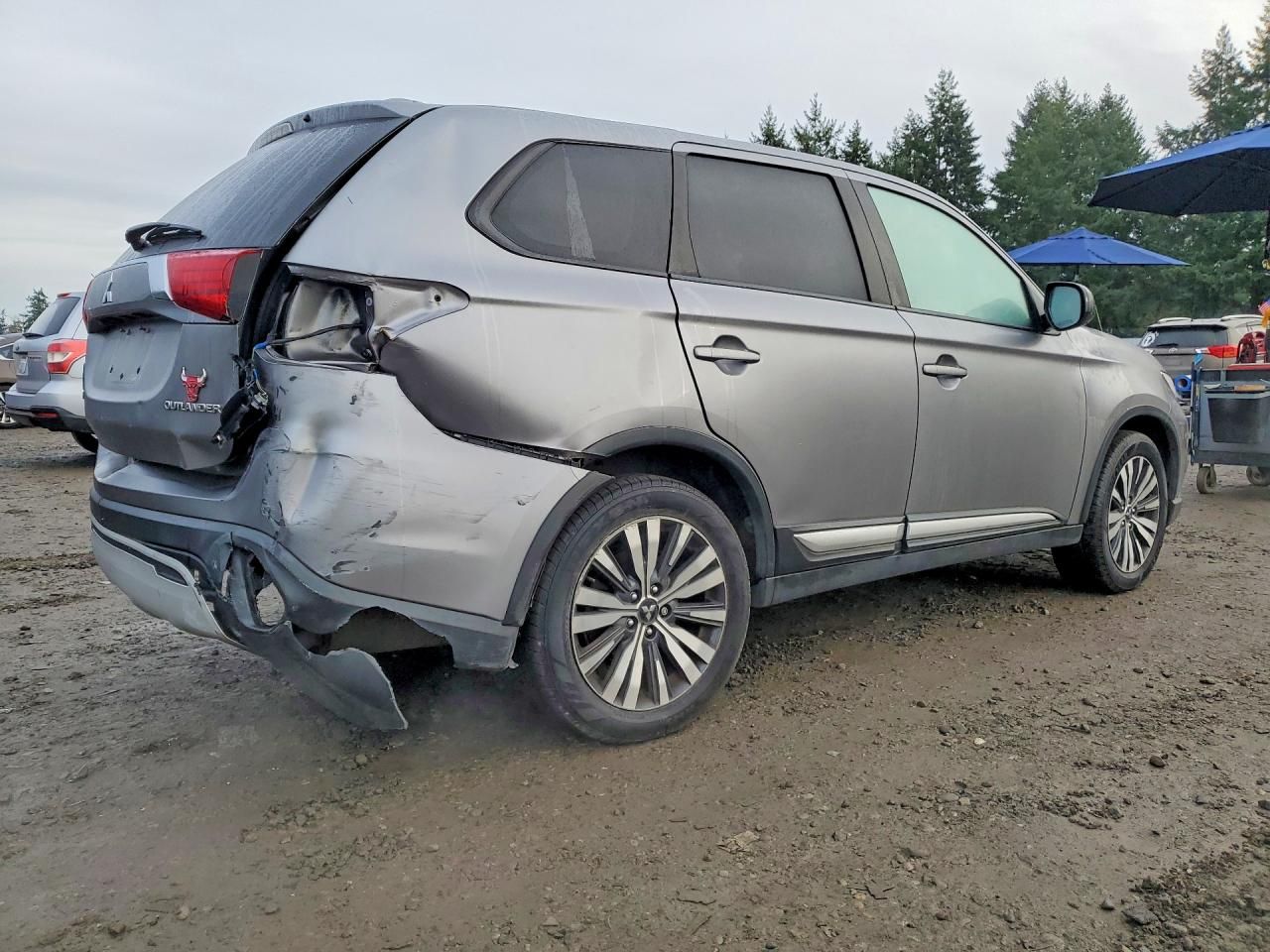2019 Mitsubishi Outlander es