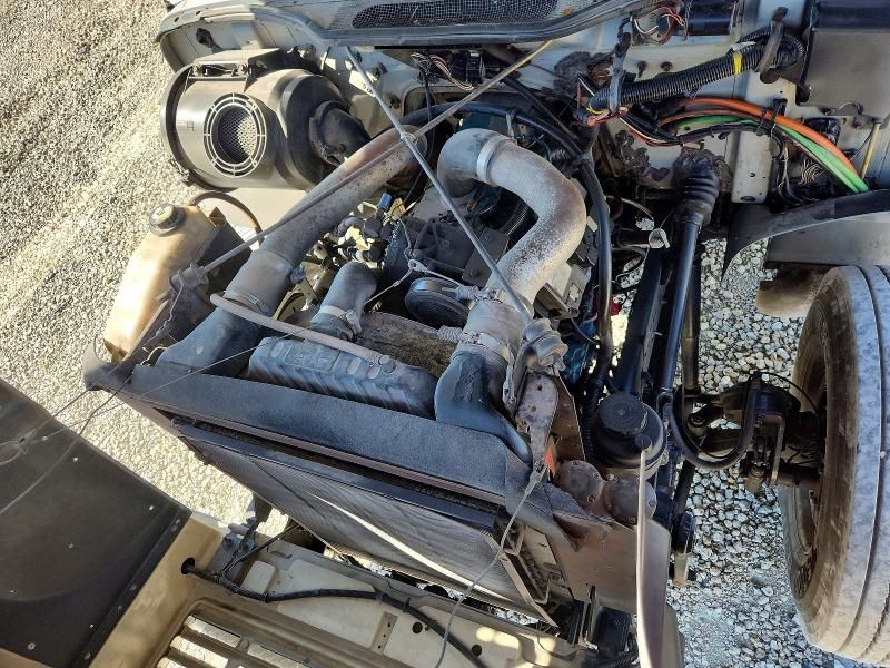 2002 International 4900 Rollback Truck