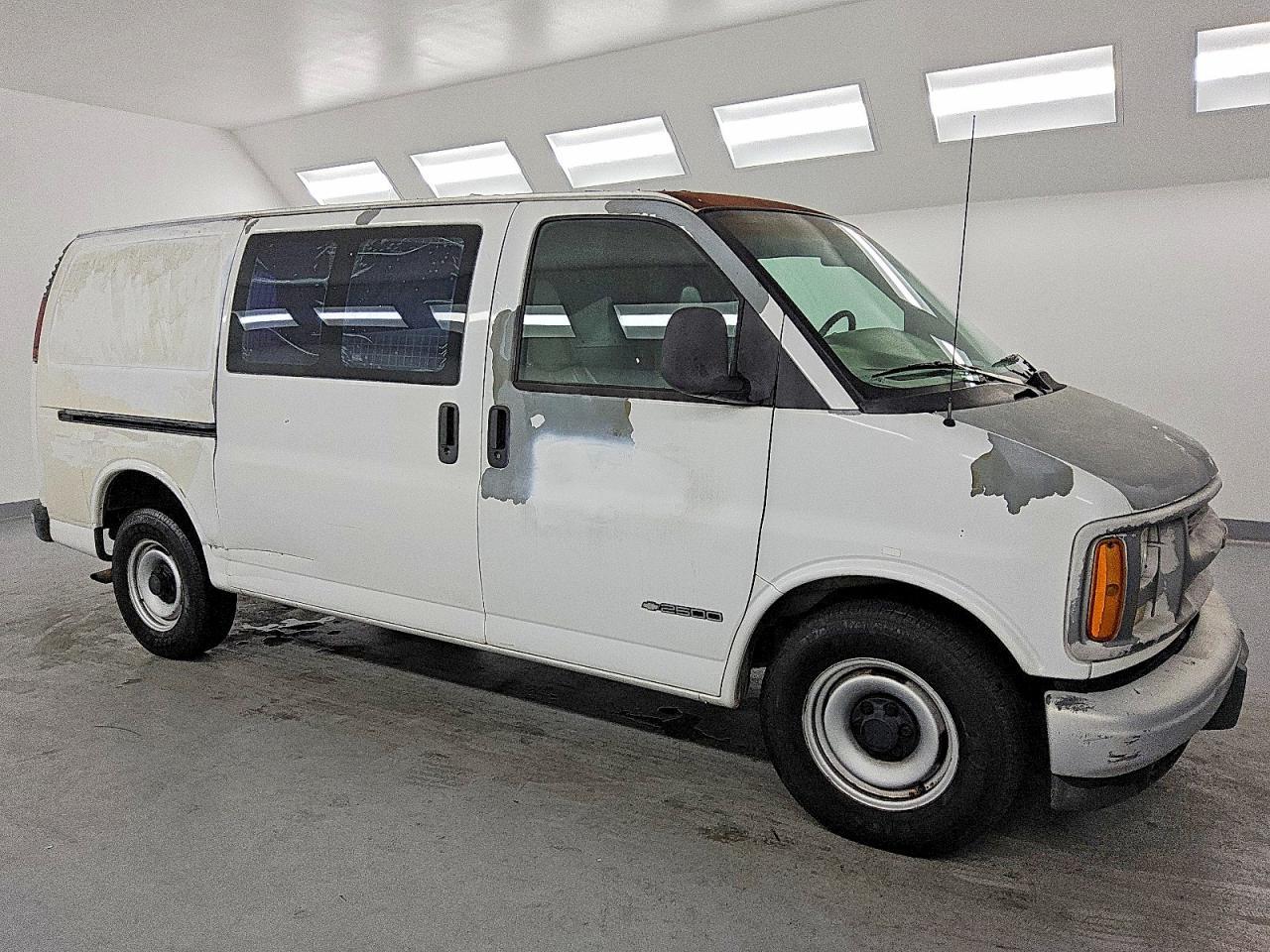 1999 Chevrolet Express G2500
