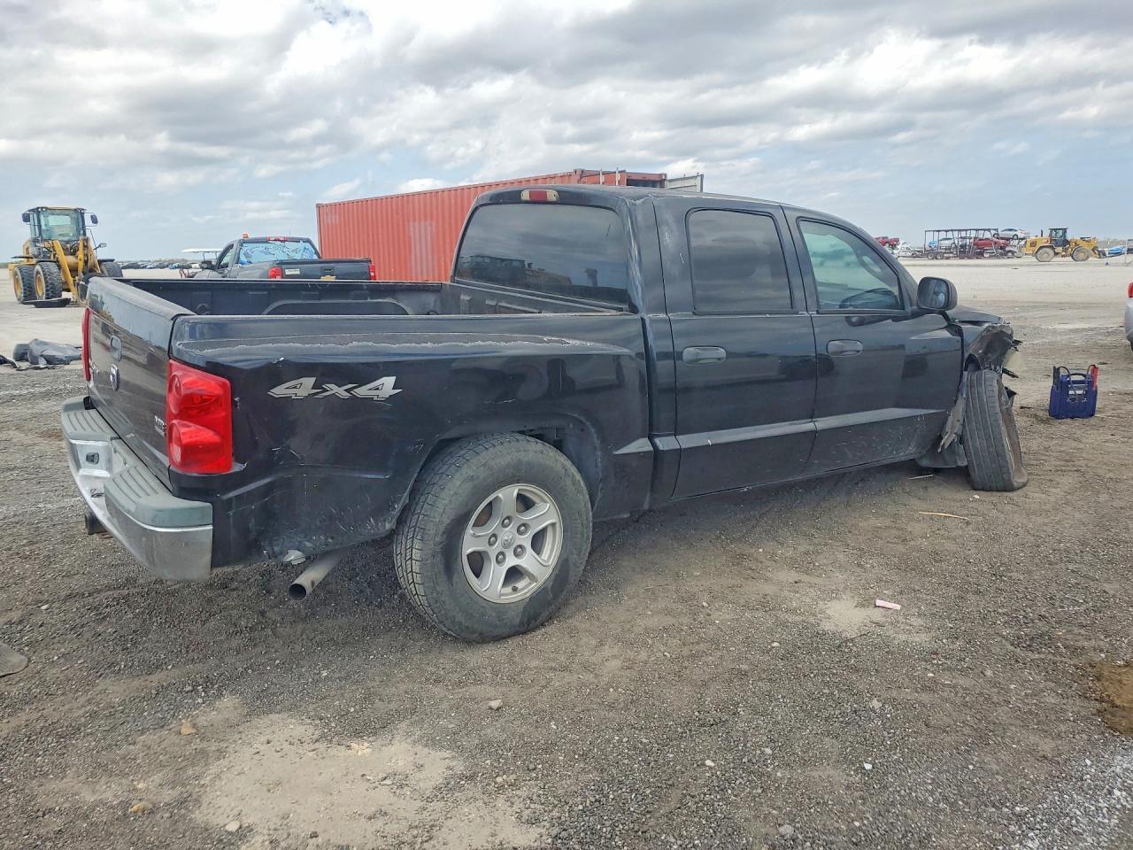2005 Dodge Dakota Quad SLT