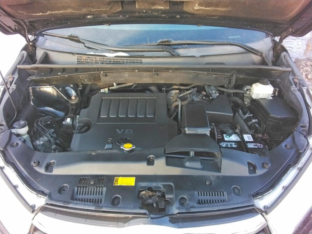 2014 Toyota Highlander le
