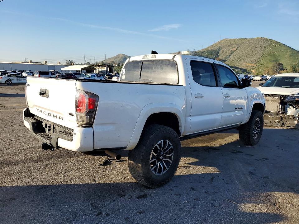 2022 Toyota Tacoma trd Sport