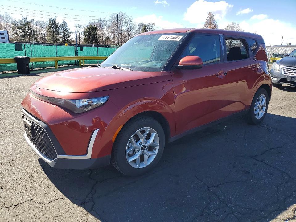 2024 KIA Soul LX, s