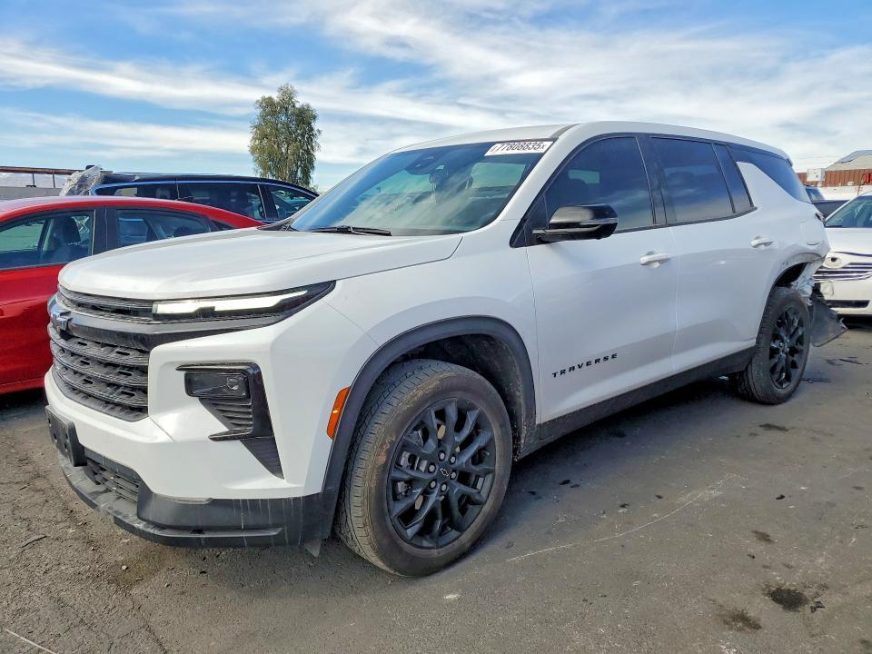 2024 Chevrolet Traverse ls