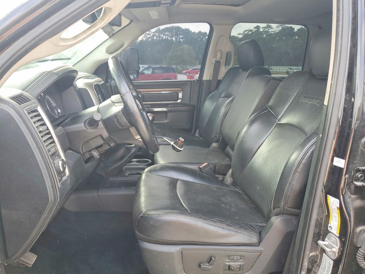 2015 Dodge 3500 Laramie