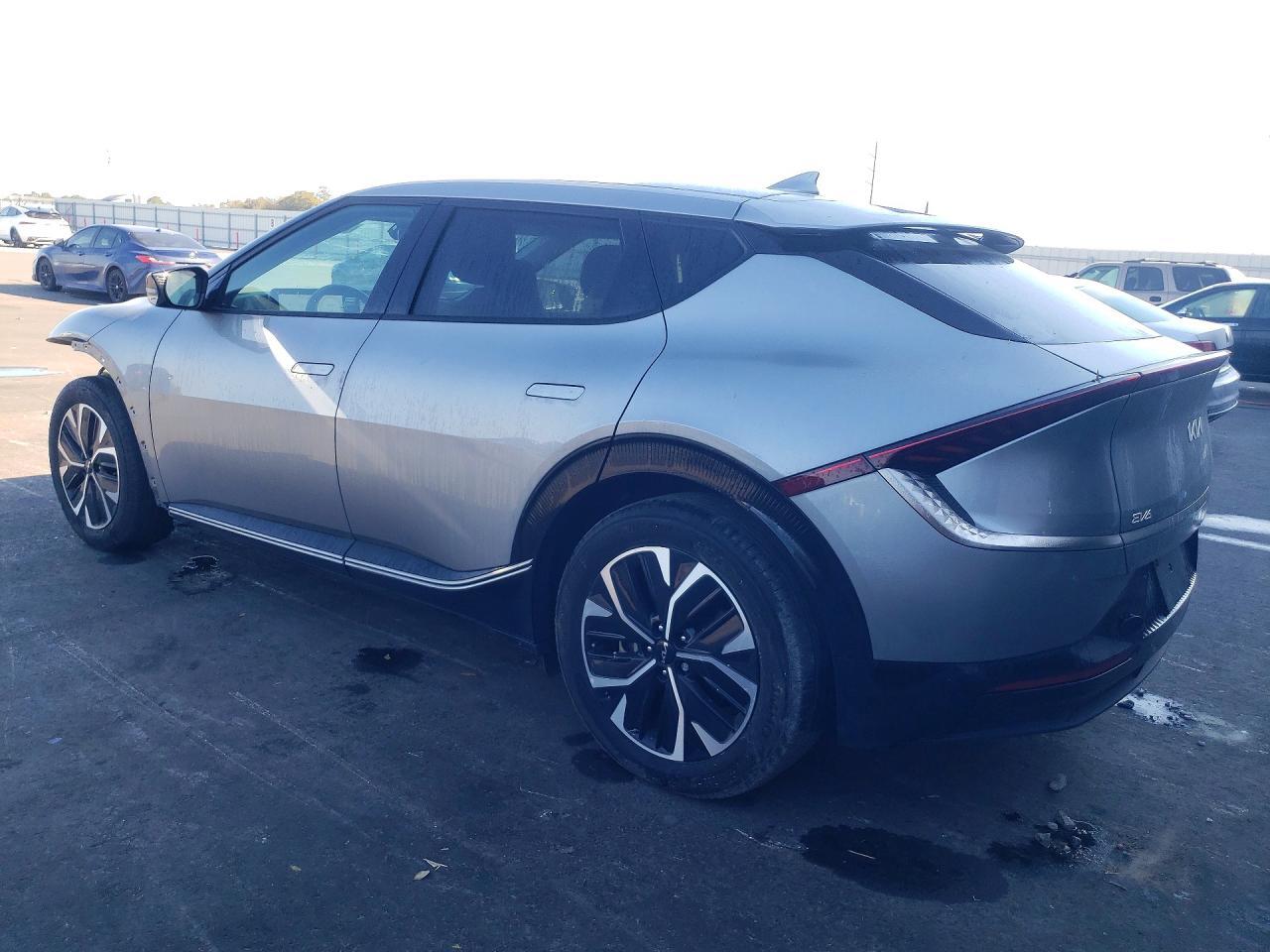 2023 KIA EV6 Wind