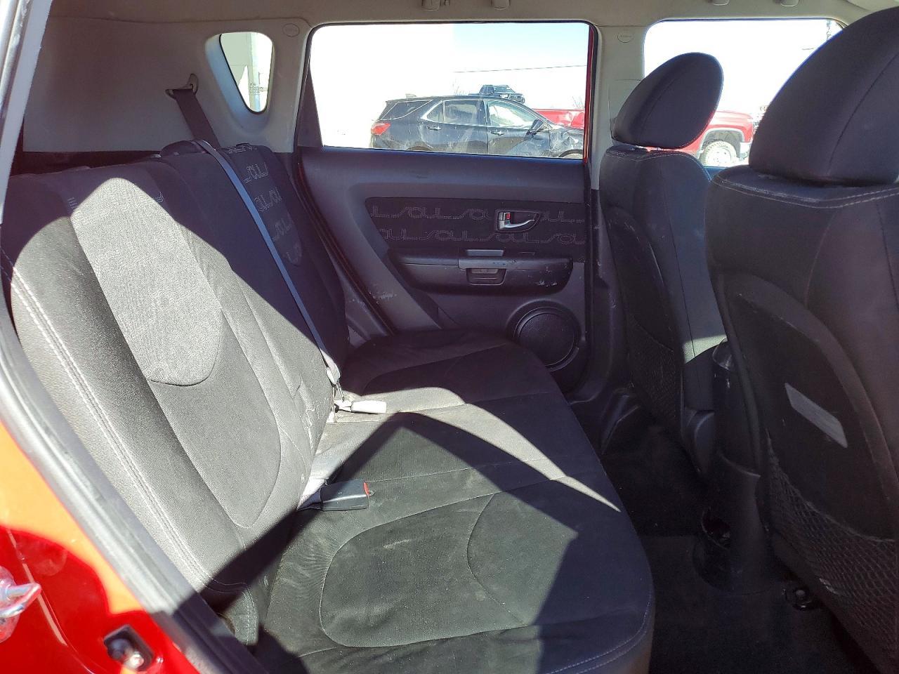 2012 KIA Soul +
