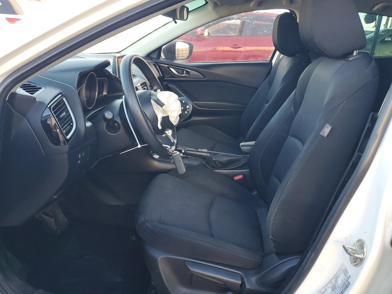 2016 Mazda 3 Sport
