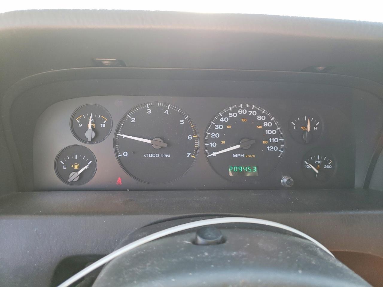 2004 Jeep Grand Cherokee Laredo
