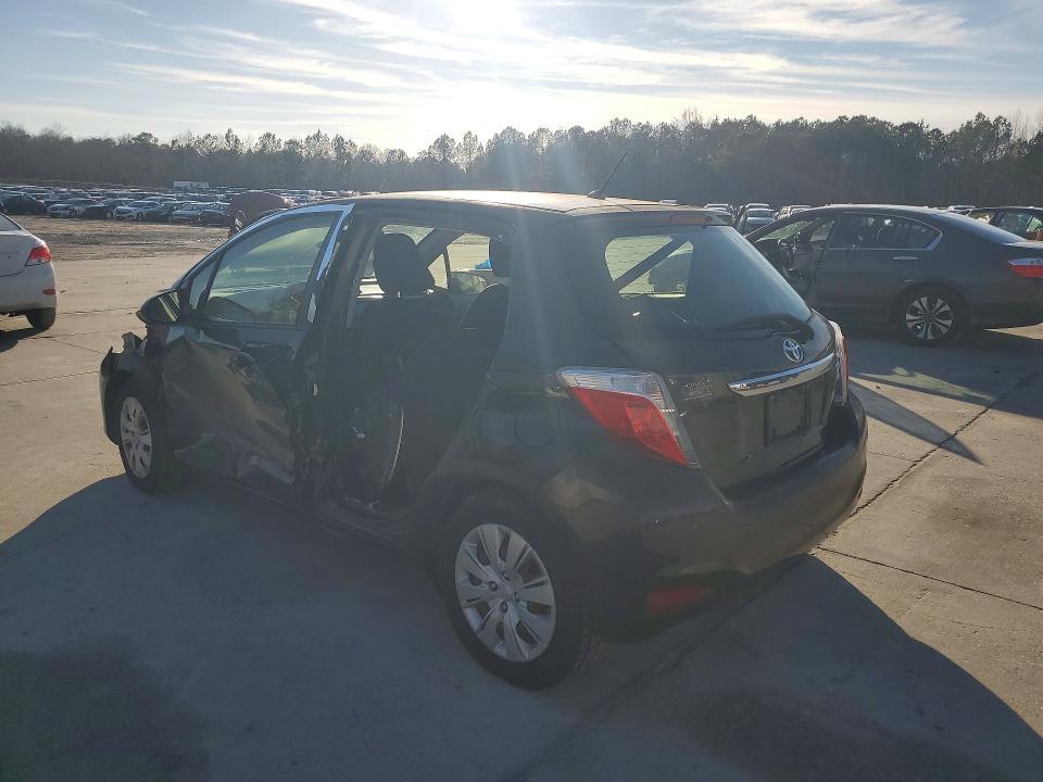 2013 Toyota Yaris 5-door le