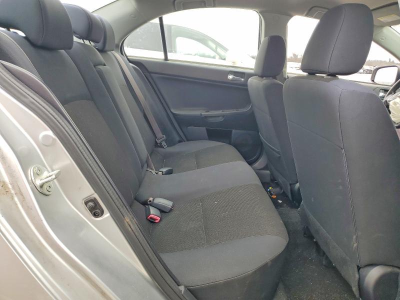 2017 Mitsubishi Lancer es