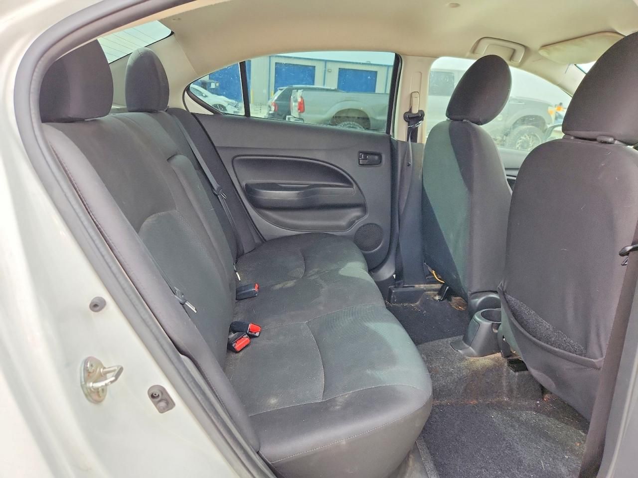 2018 Mitsubishi Mirage G4 es