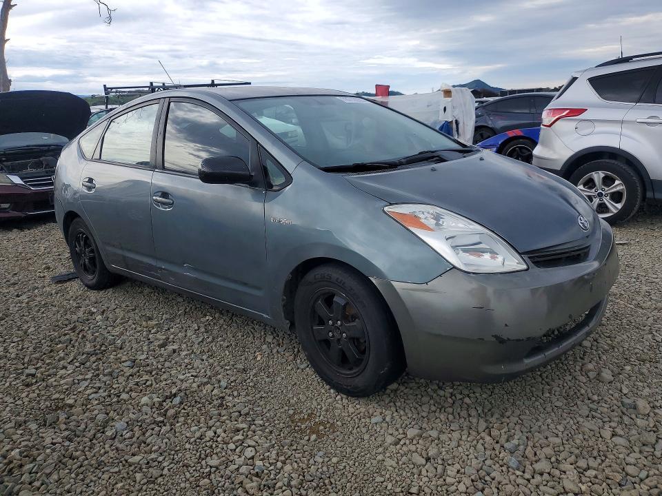 2005 Toyota Prius Base