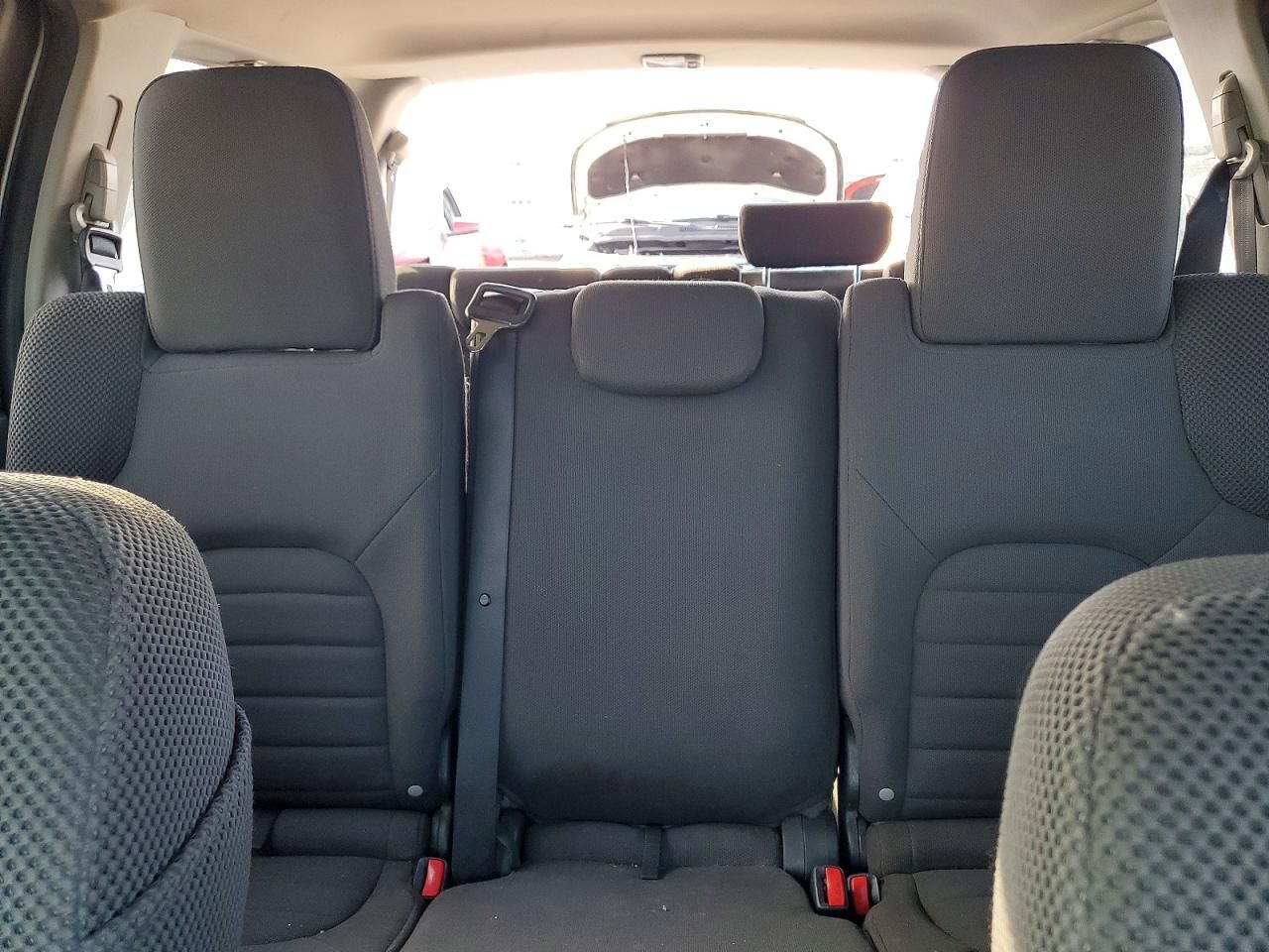 2012 Nissan Pathfinder s