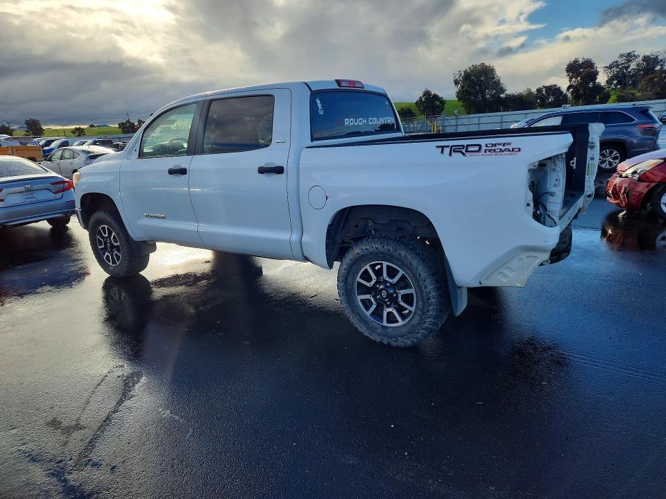 2016 Toyota Tundra Crewmax SR5