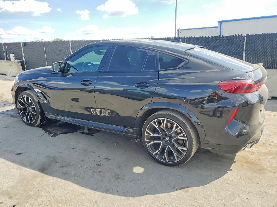 2022 BMW X6 m