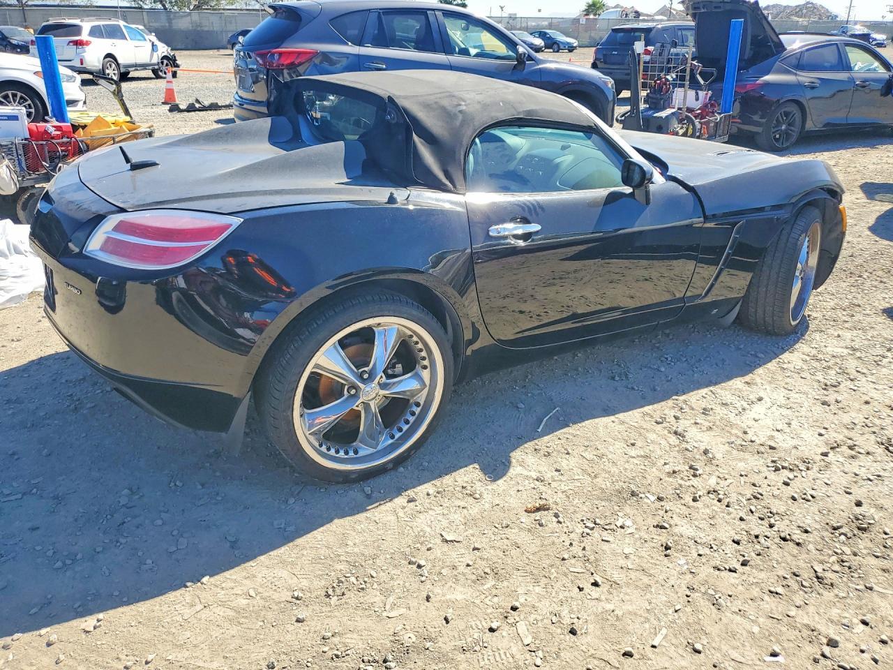 2007 Saturn Sky Redline