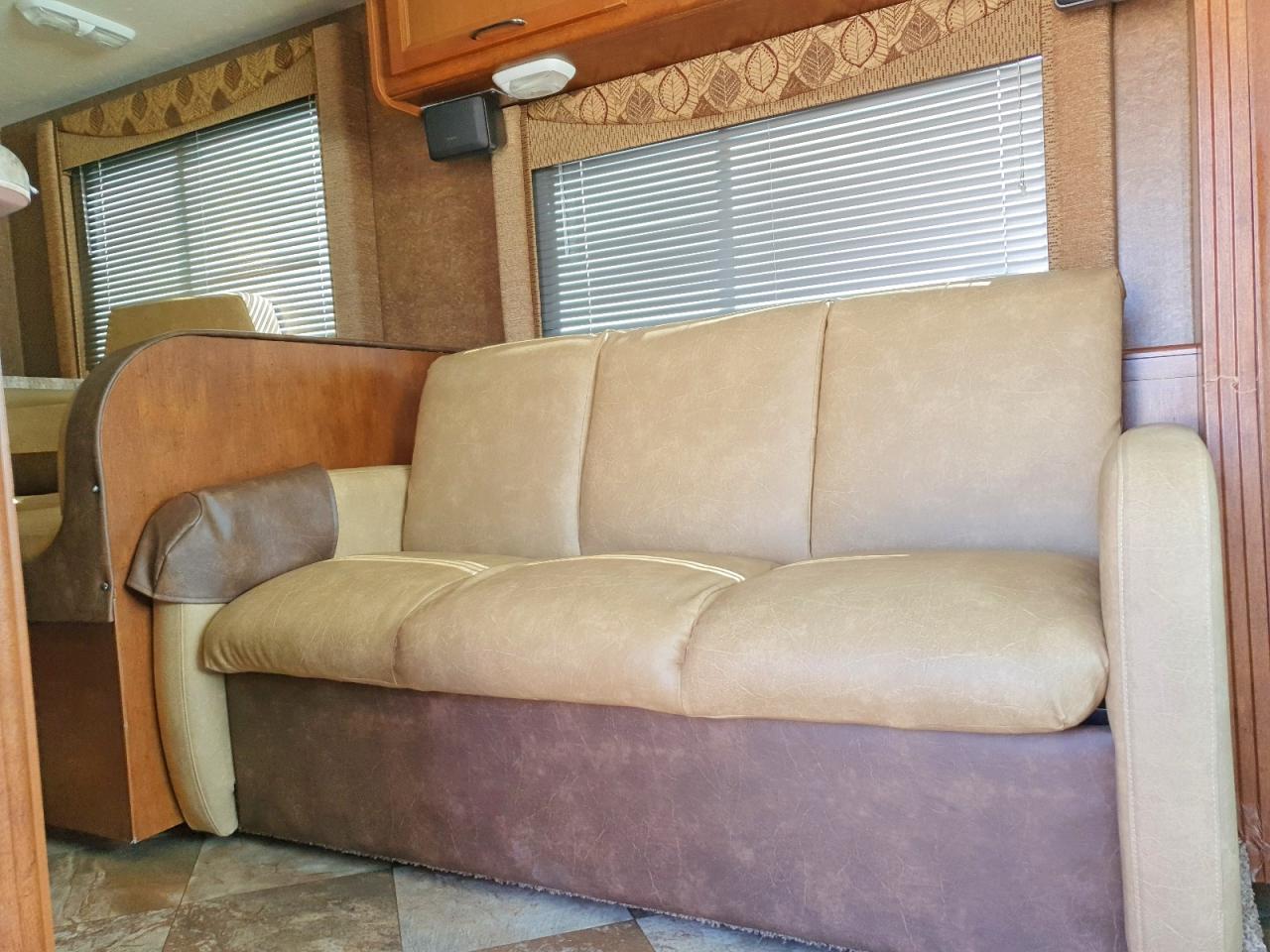 2015 Ford 2015 Coachmen PURSU31BDP-RV