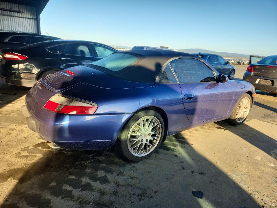 2000 Porsche 911 Carrera 2