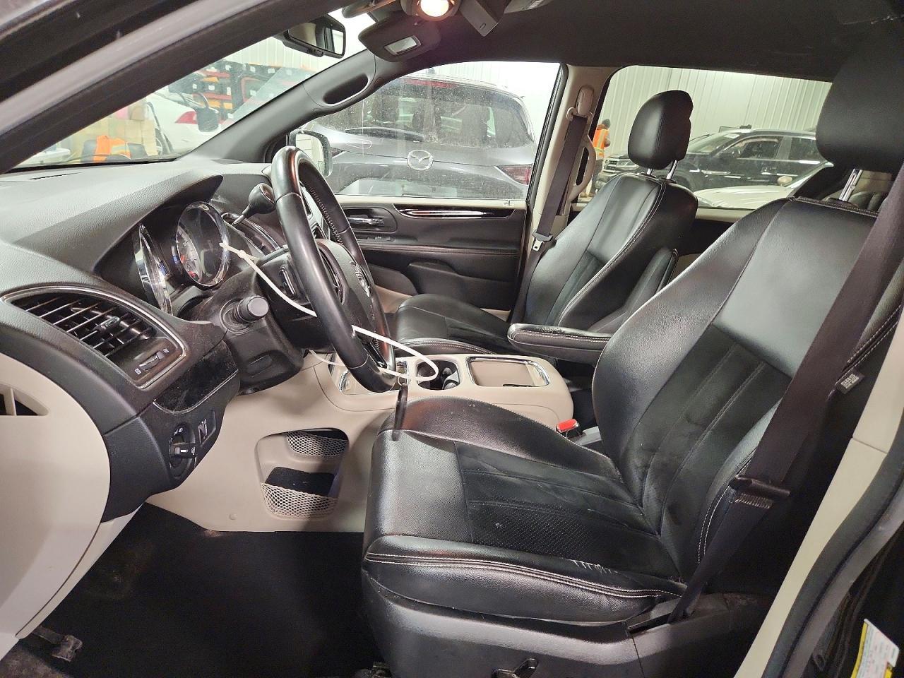 2017 Dodge Grand Caravan sxt