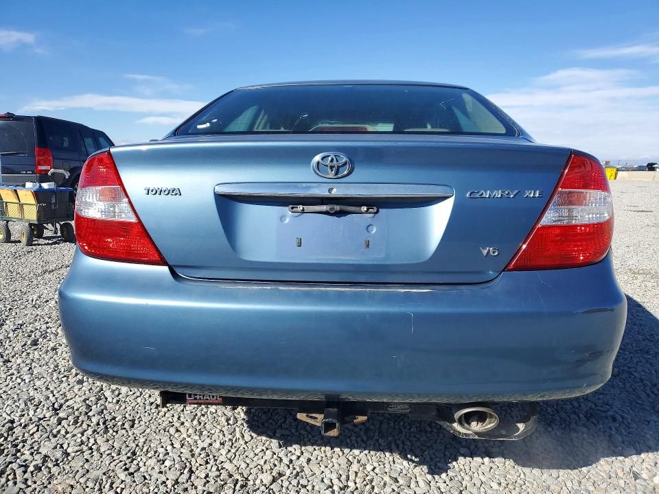 2004 Toyota Camry le