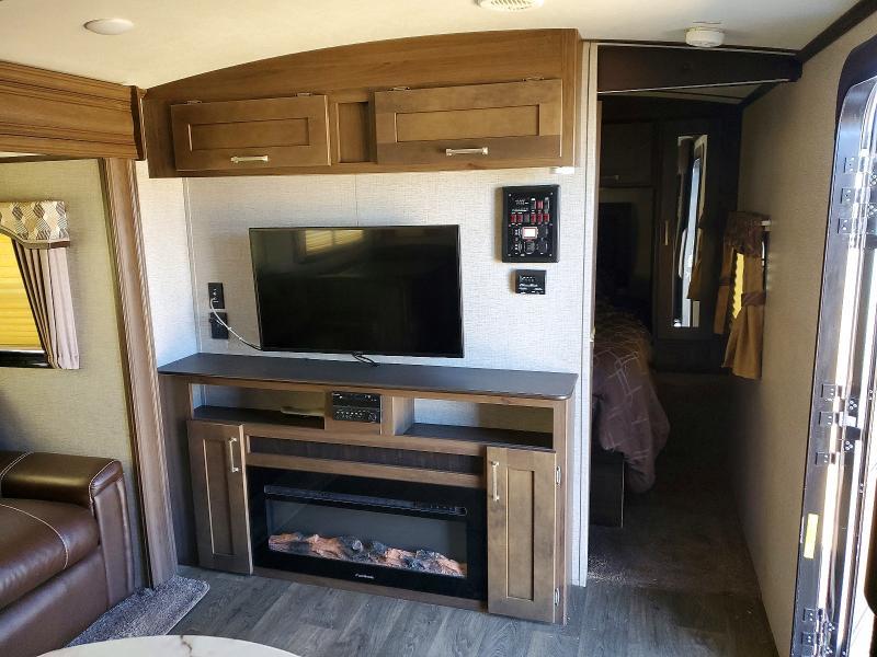2019 Keystone Laredo Camper