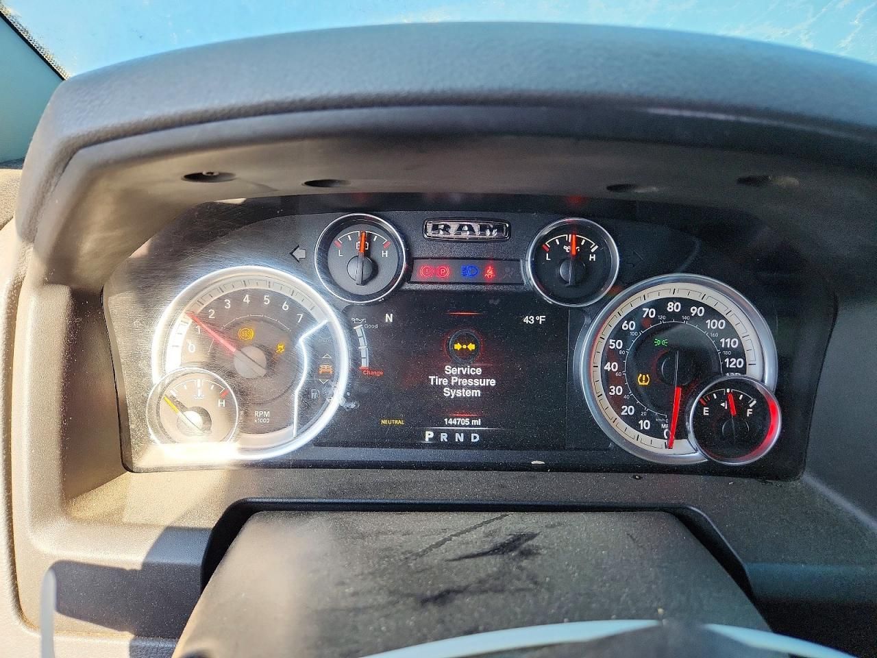 2016 Dodge Ram 1500 slt