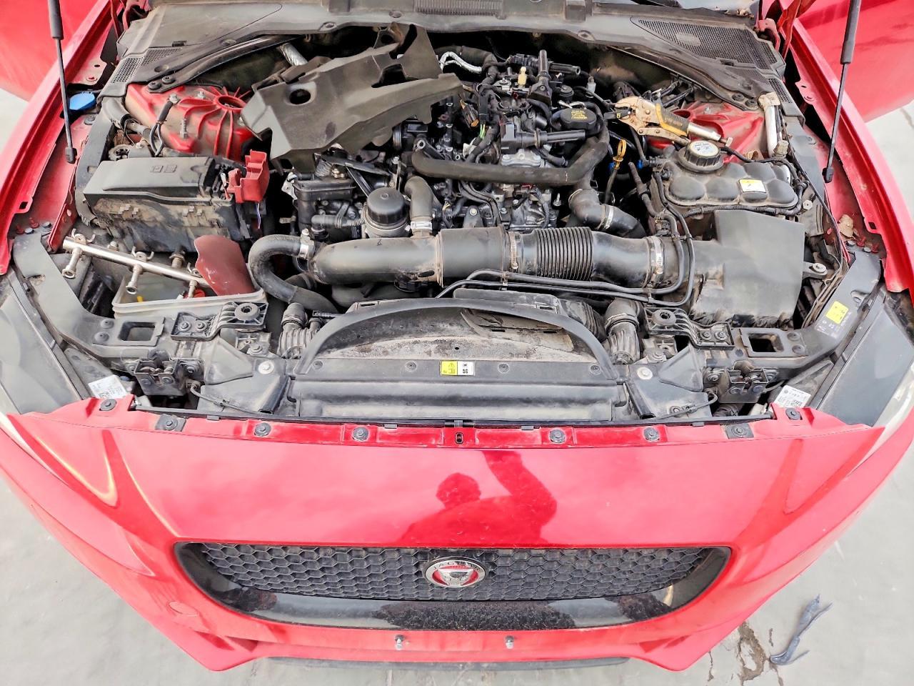 2018 Jaguar Xe Prestige 2WD 25T 4C 4D Sedan