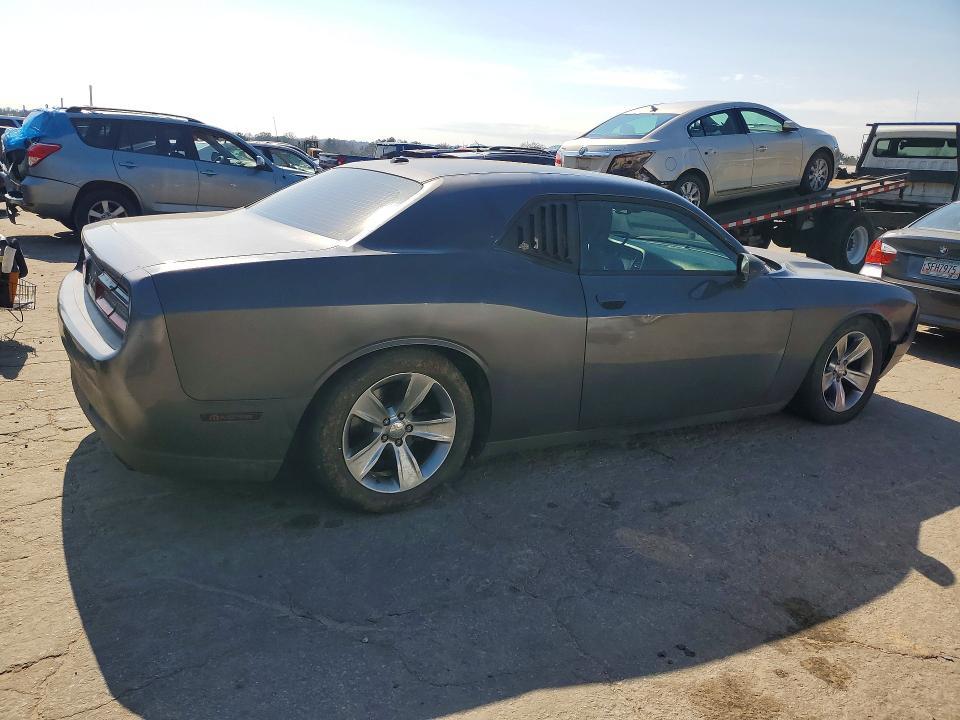 2015 Dodge Challenger sxt
